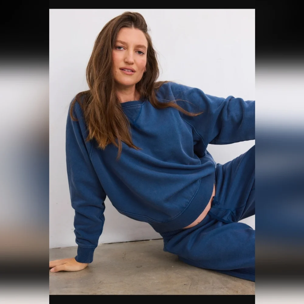 Hatch Maternity The Romy Pullover Classic Sweatshirt - Picture 2 of 7